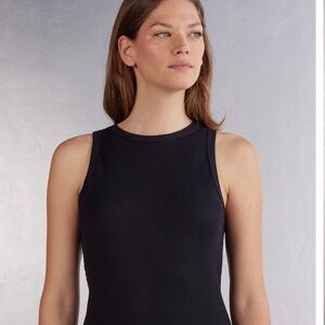 H&M divided black halter tank top